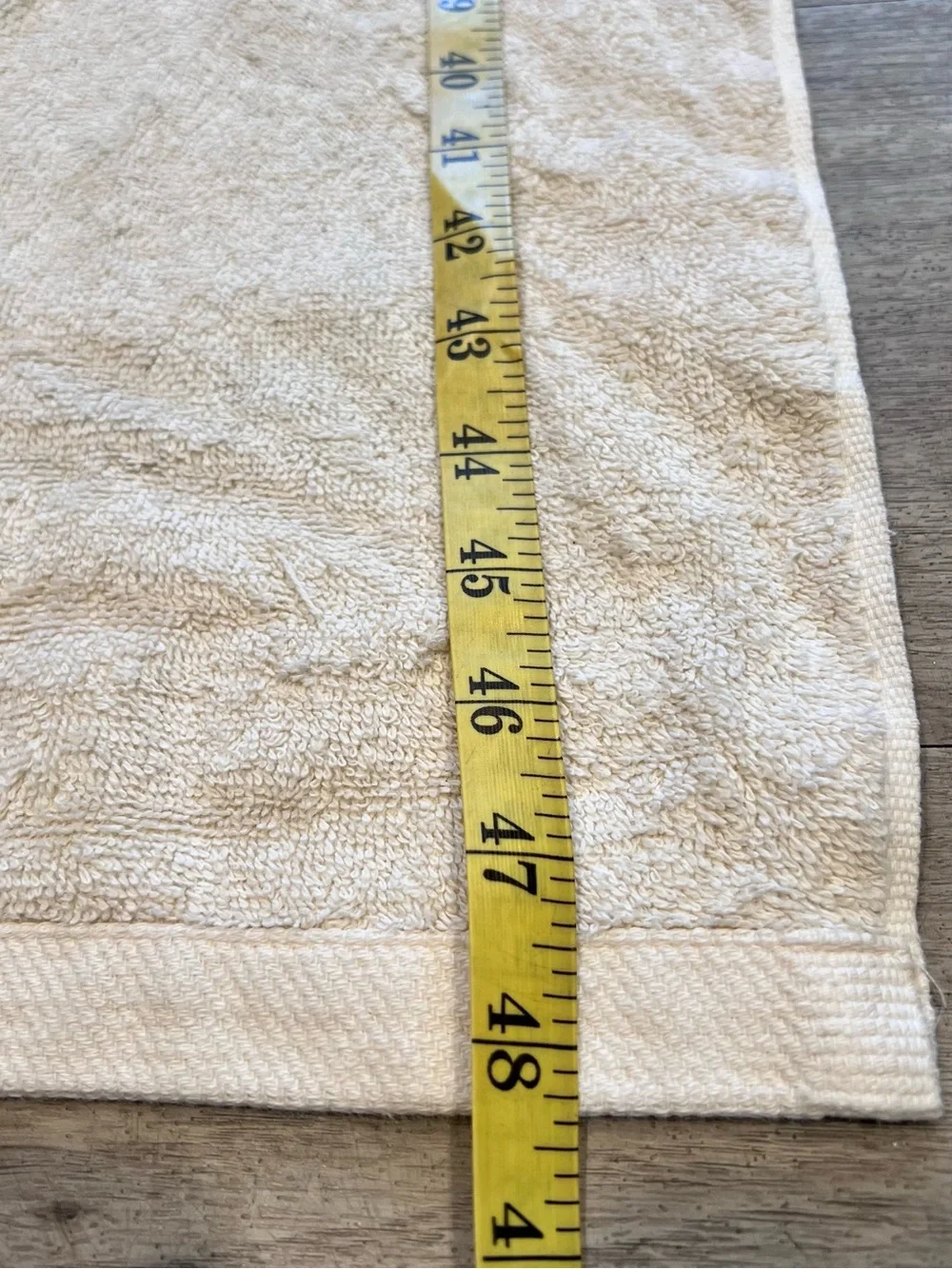 Vintage Martex Geometric Floral Bath Towel 24x48